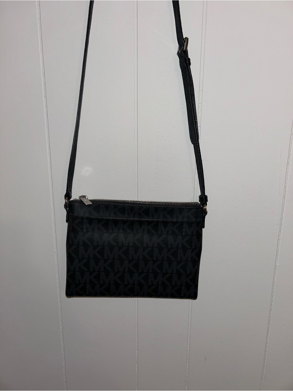 Michael Kors black crossbody purse - Picture 3 of 3